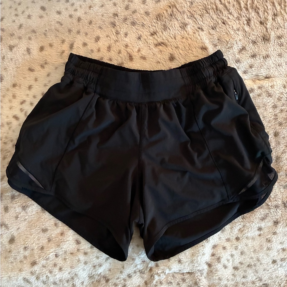 lululemon Women's Hotty Hot Low-Rise Shorts